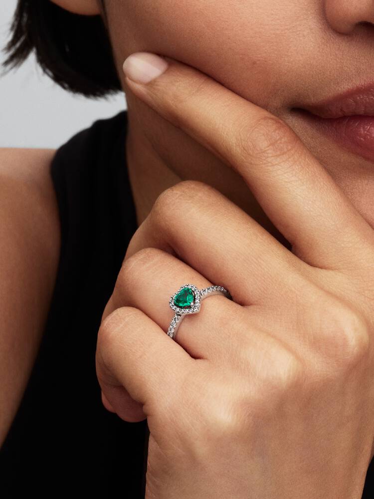 Erhabenes Royalgrünes Herz Ring Sterling-Silber Zweitbild