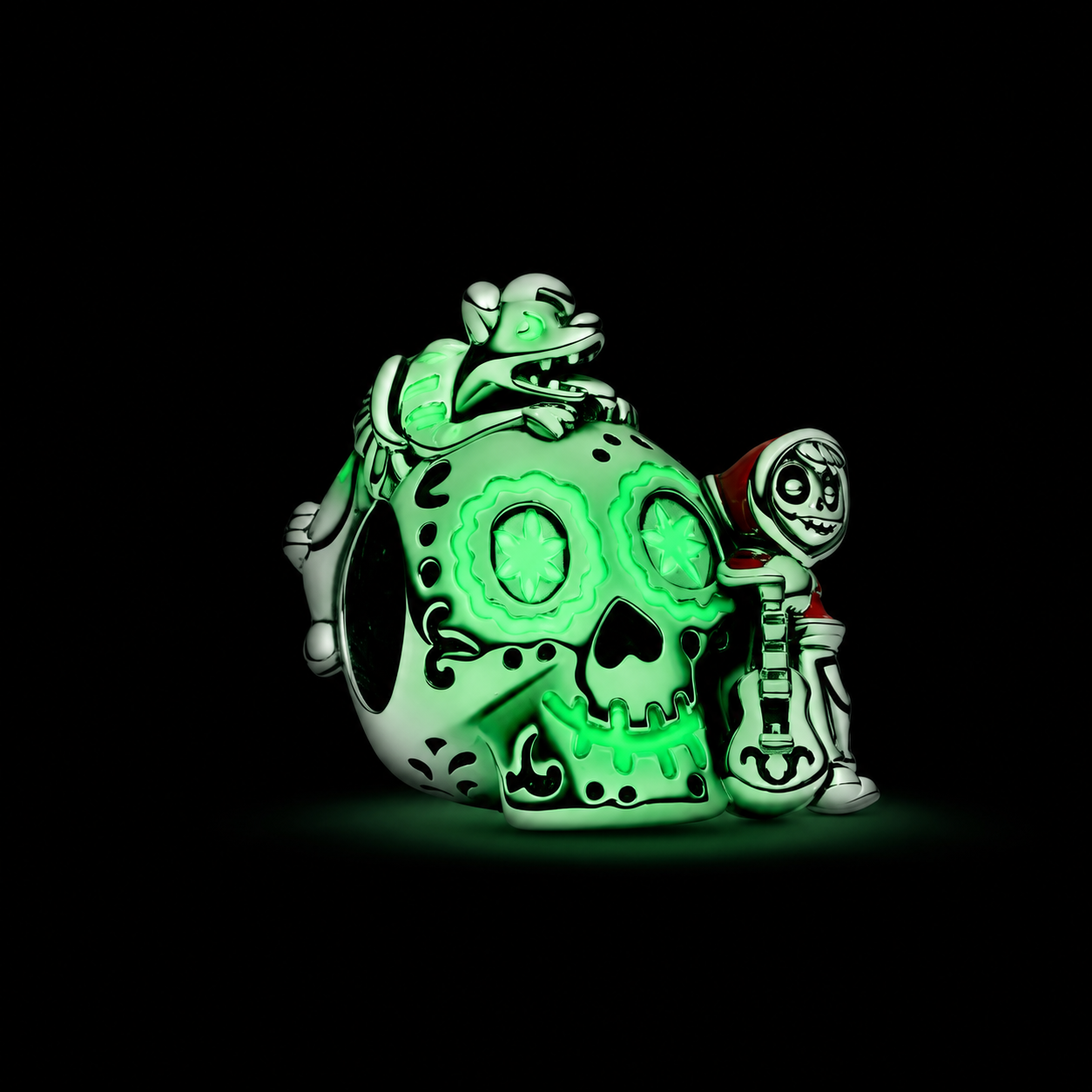 Pixar  Charm Coco Miguel & Dante Glow Totenkopf Silber Zweitbild