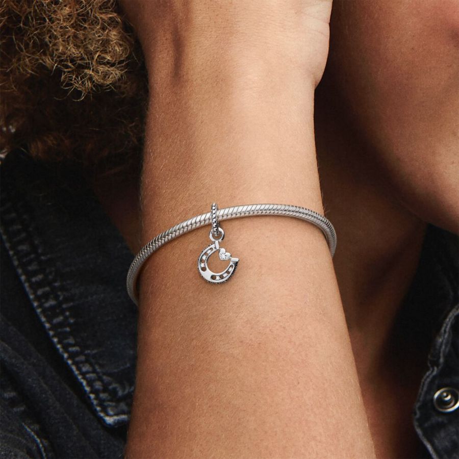 Charm-Anhänger Glückshufeisen Silber Zweitbild
