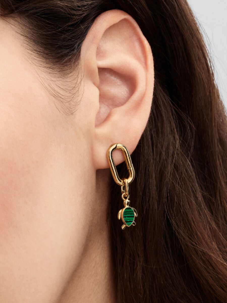 Grüne Schildkröte Mini-Charm-Anhänger 14 Karat Vergoldung Zweitbild