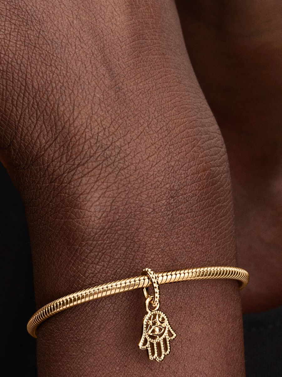 Hand der Fatima Charm-Anhänger 14 Karat Vergoldung Zweitbild