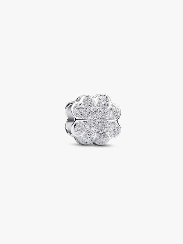 Strukturiertes Kleeblatt Mini-Charm Sterling-Silber