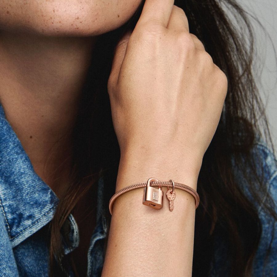 Charm-Anhänger Vorhängeschloss & Schlüssel 14k Rosé Vergoldet Zweitbild