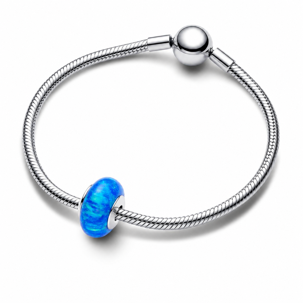 Charm Schillerndes Tiefblaues Ozean Opal Sterling-Silber