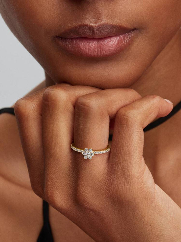 Funkelnde Blume Ring 14 Karat Vergoldung